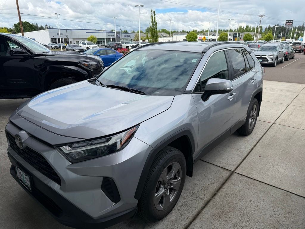 2024 Toyota RAV4 XLE