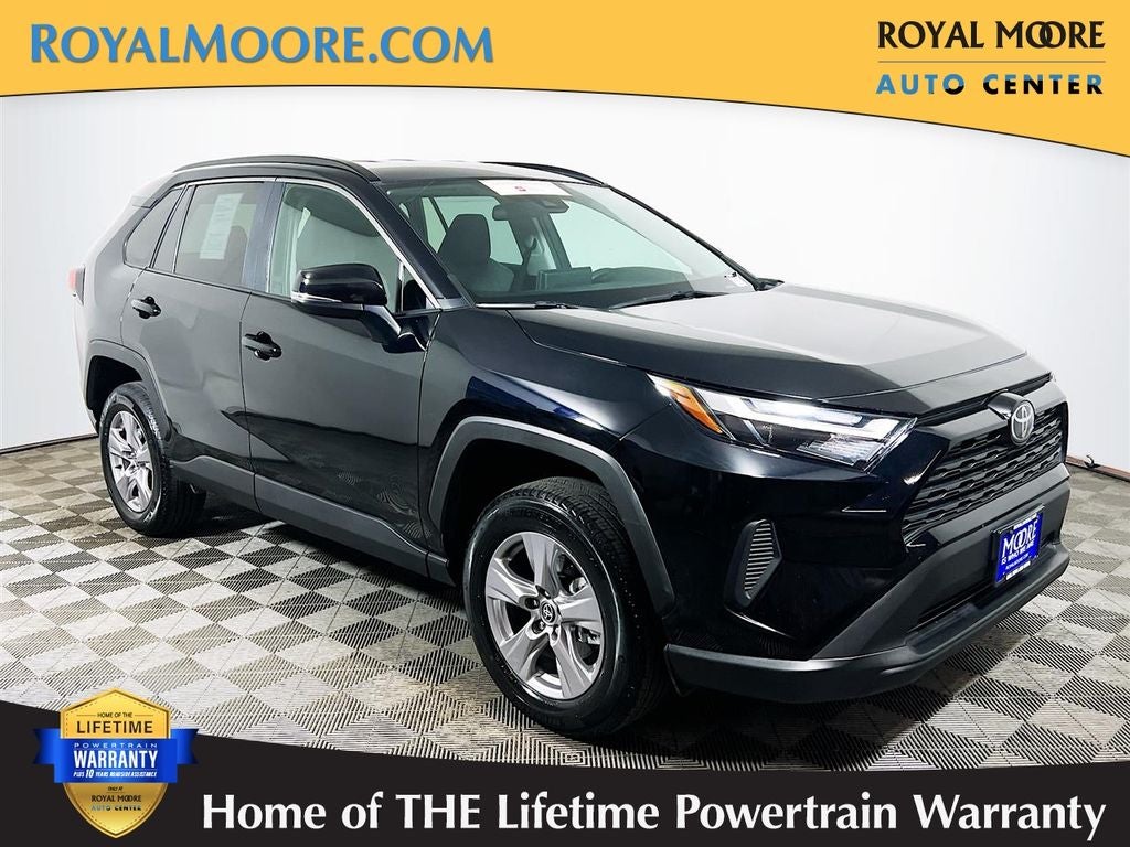 2025 Toyota RAV4 XLE