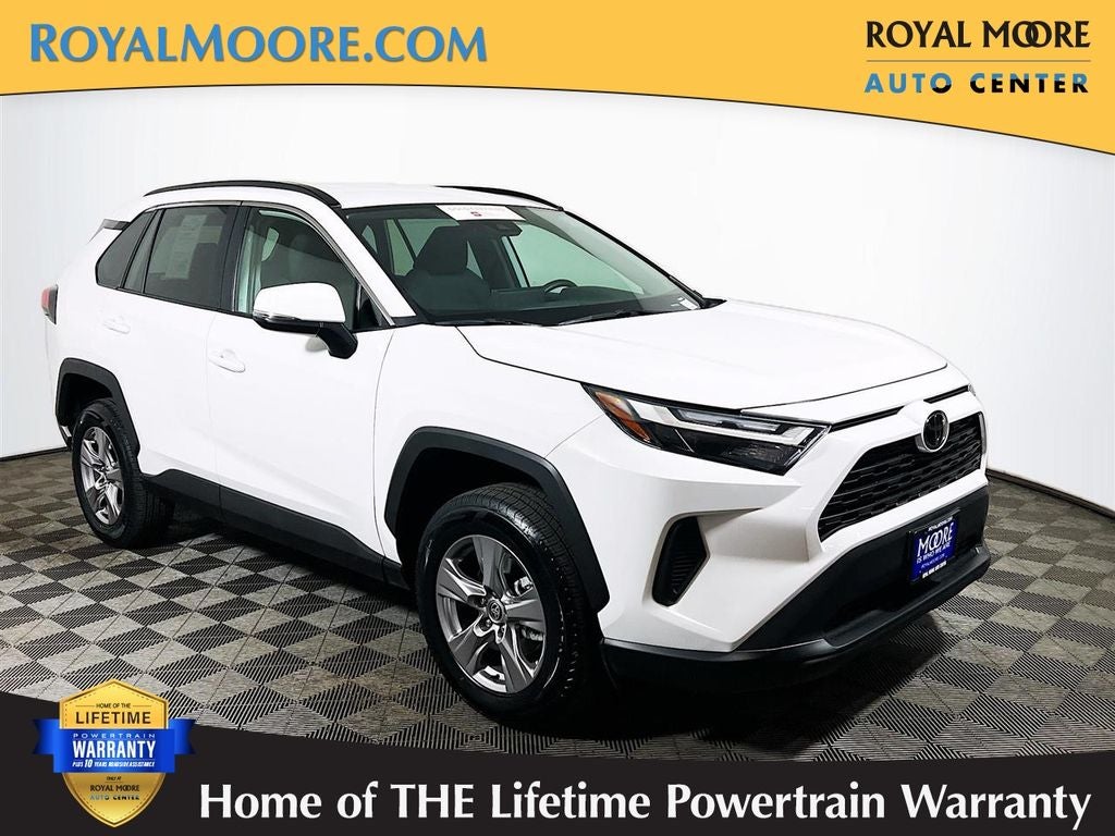 2025 Toyota RAV4 XLE