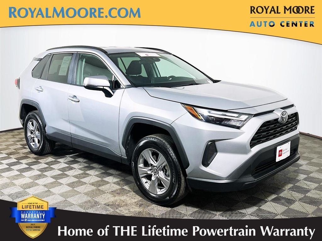 2025 Toyota RAV4 XLE
