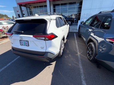 2025 Toyota RAV4 XLE