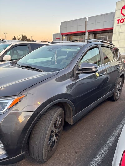 2017 Toyota RAV4 XLE