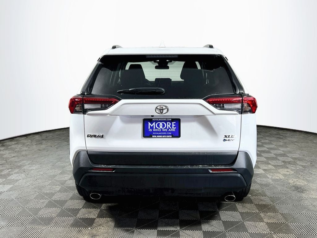 2025 Toyota RAV4 Hybrid XLE