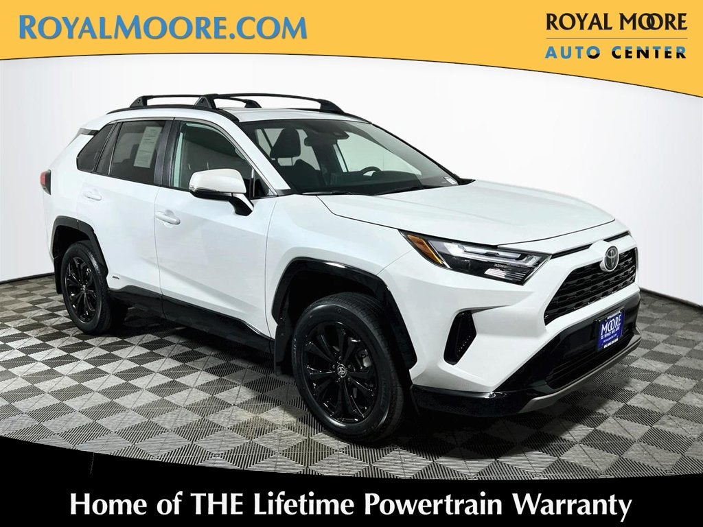 2025 Toyota RAV4 Hybrid SE