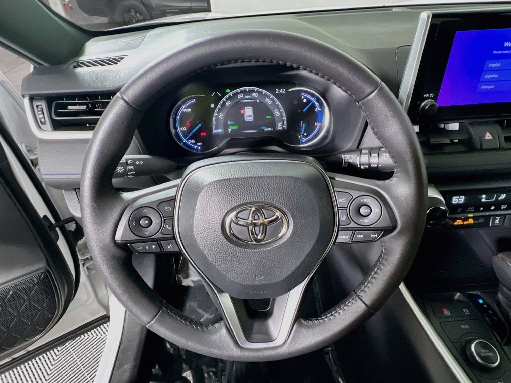 2025 Toyota RAV4 Hybrid SE