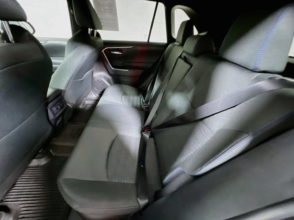 2025 Toyota RAV4 Hybrid SE