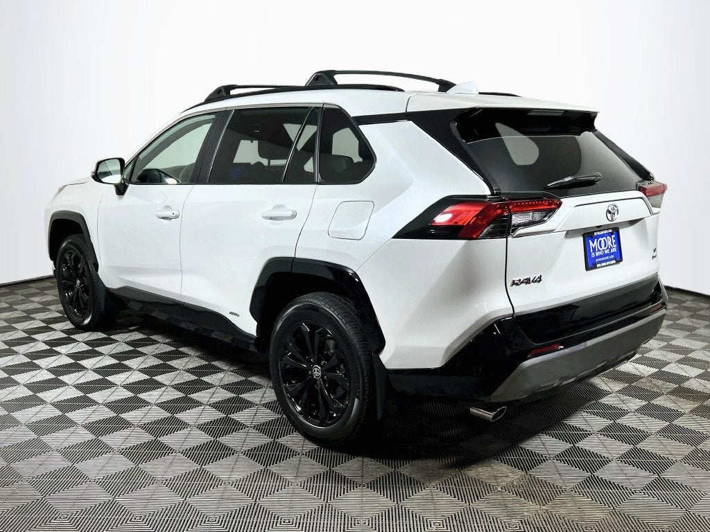 2025 Toyota RAV4 Hybrid SE