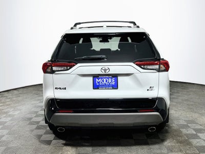 2025 Toyota RAV4 Hybrid SE