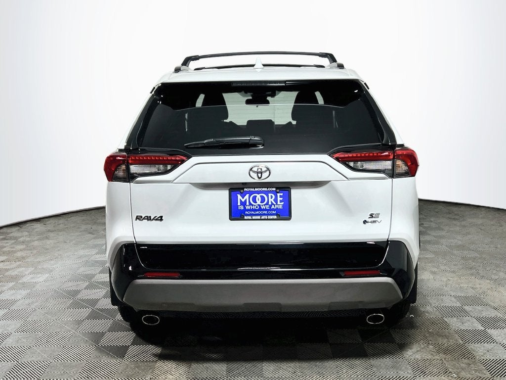 2025 Toyota RAV4 Hybrid SE