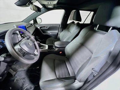 2025 Toyota RAV4 Hybrid SE