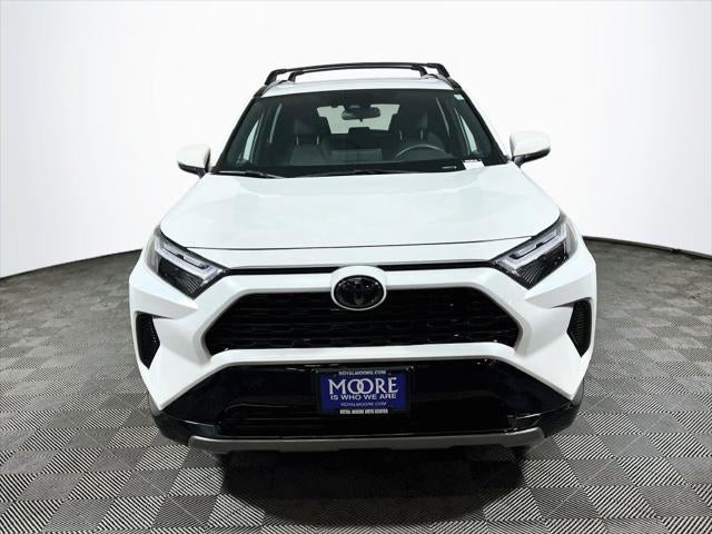 2025 Toyota RAV4 Hybrid SE