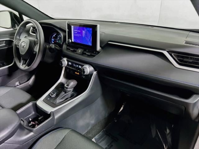 2025 Toyota RAV4 Hybrid SE