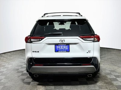 2025 Toyota RAV4 Hybrid SE