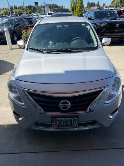 2015 Nissan Versa 1.6 SV
