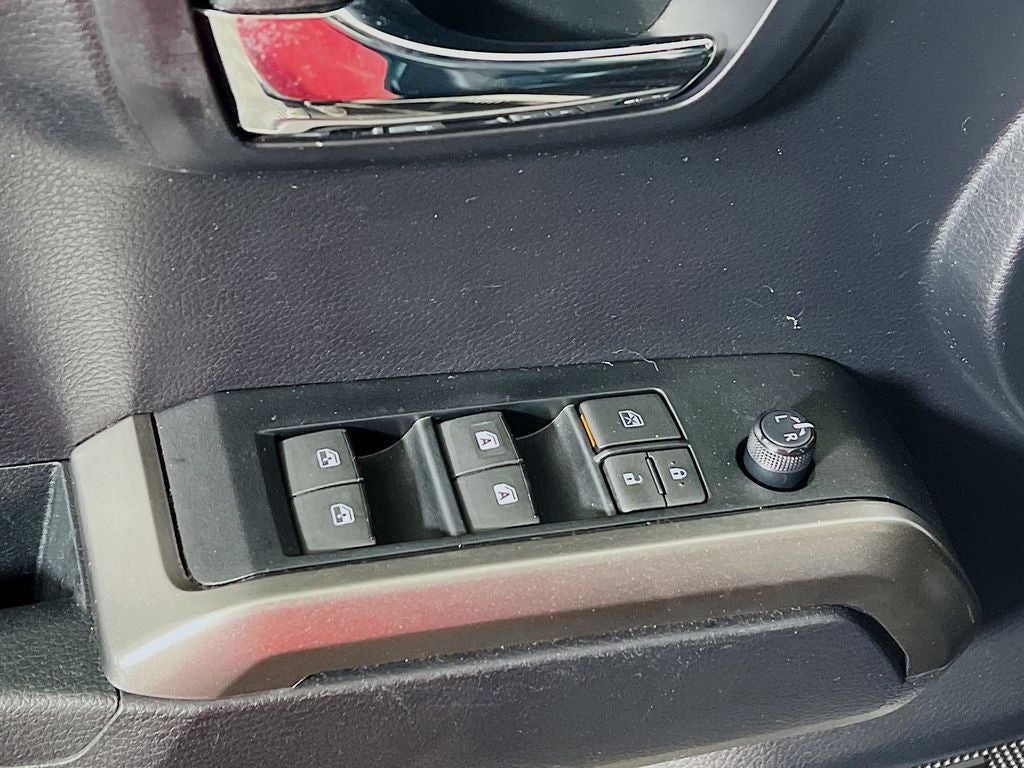 2020 Toyota Tacoma Limited V6
