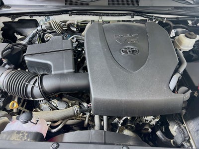 2020 Toyota Tacoma Limited V6