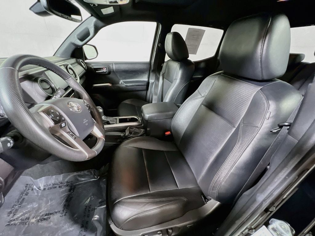 2023 Toyota Tacoma Limited V6