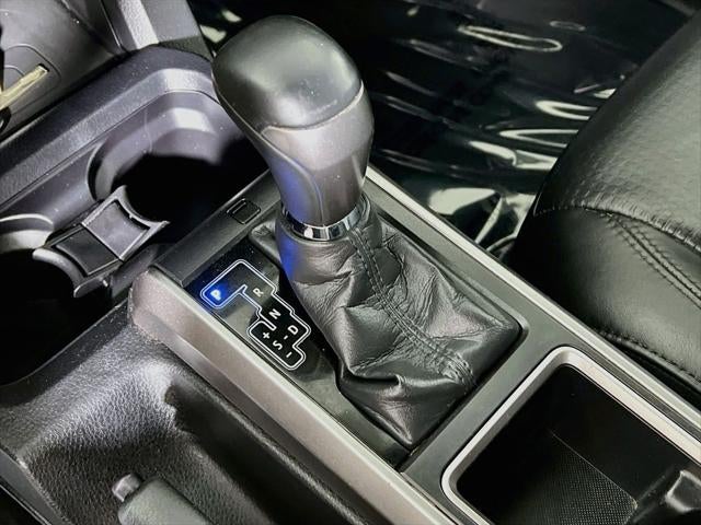 2020 Toyota Tacoma Limited V6