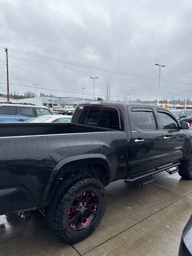 2022 Toyota Tacoma Limited V6