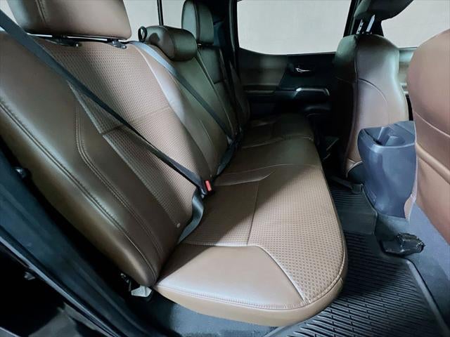 2022 Toyota Tacoma Limited V6