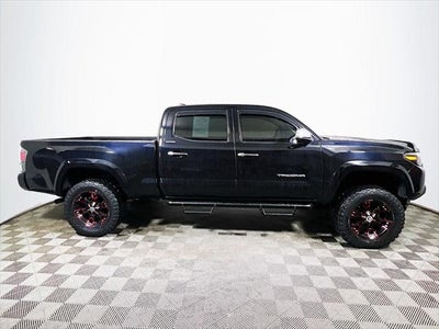2022 Toyota Tacoma Limited V6