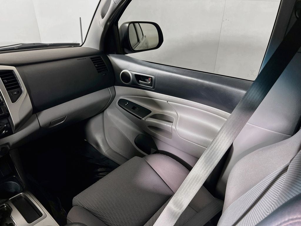 2015 Toyota Tacoma Base V6