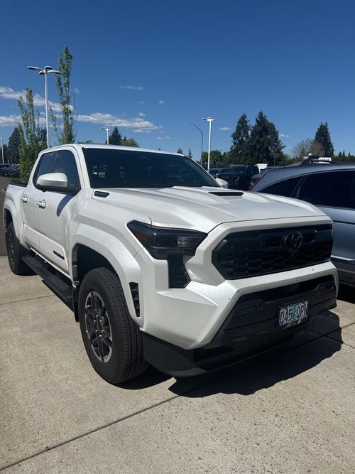2025 Toyota Tacoma Hybrid TRD Sport