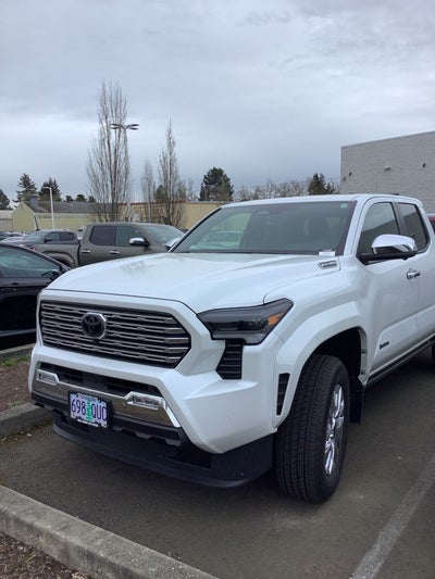 2025 Toyota Tacoma Hybrid Limited
