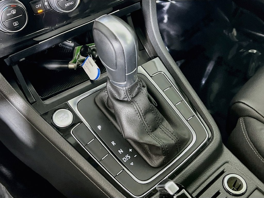 2017 Volkswagen Golf TSI SEL 4-Door