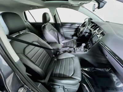 2017 Volkswagen Golf TSI SEL 4-Door