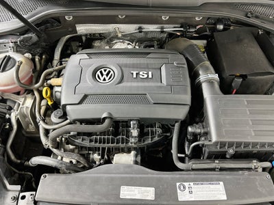 2017 Volkswagen Golf TSI SEL 4-Door