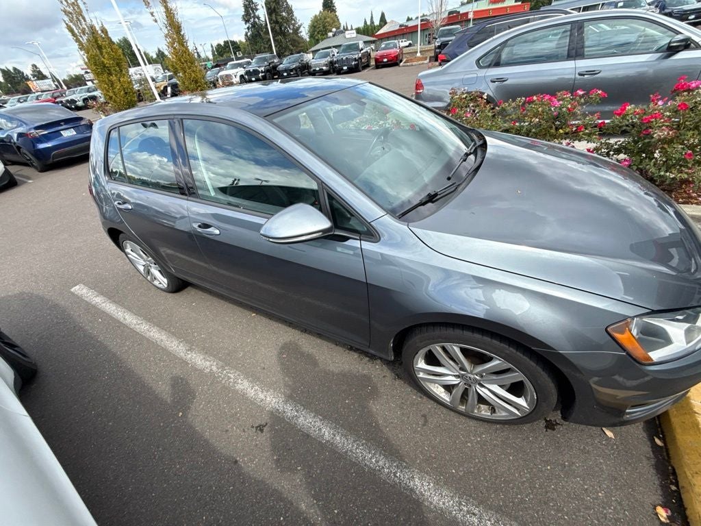 2017 Volkswagen Golf TSI S 4-Door