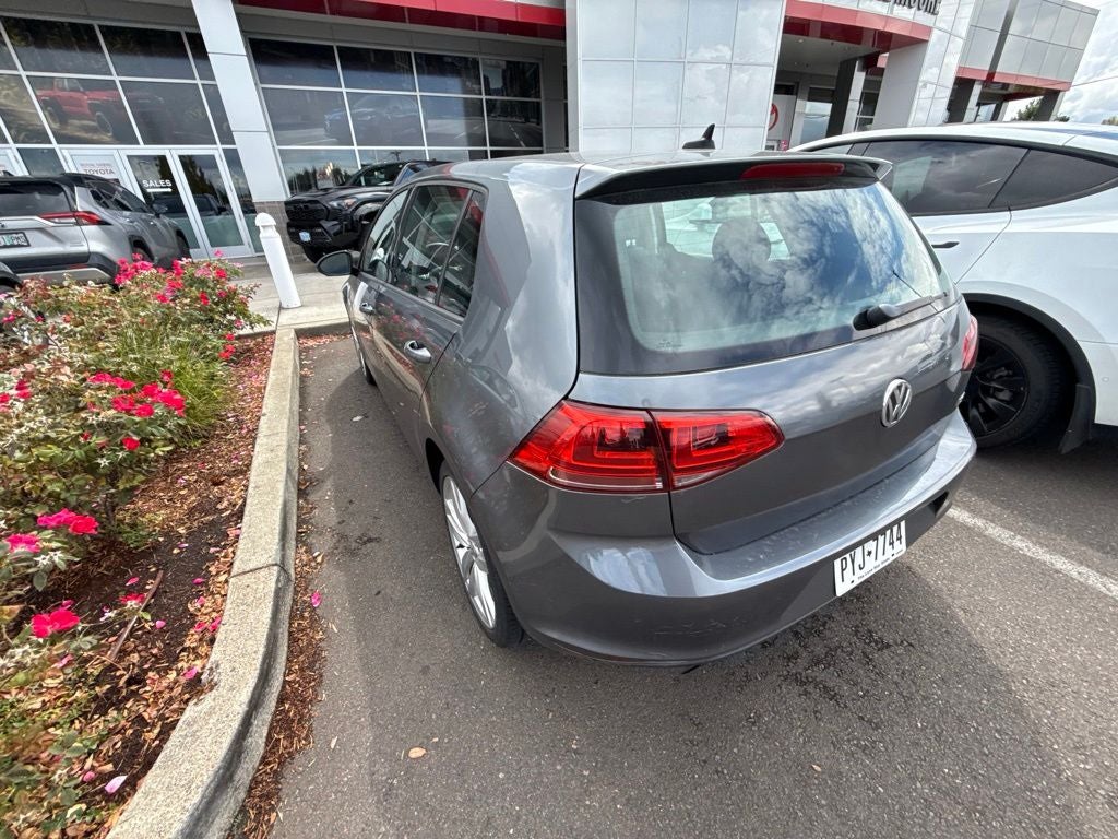 2017 Volkswagen Golf TSI S 4-Door