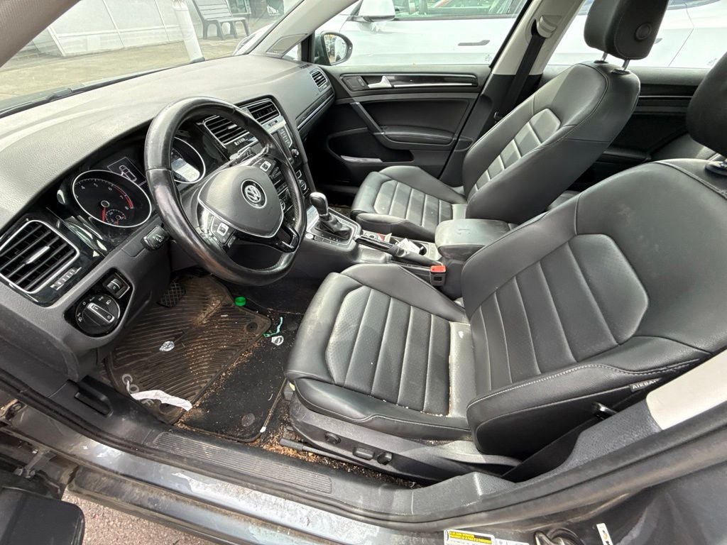 2017 Volkswagen Golf TSI S 4-Door