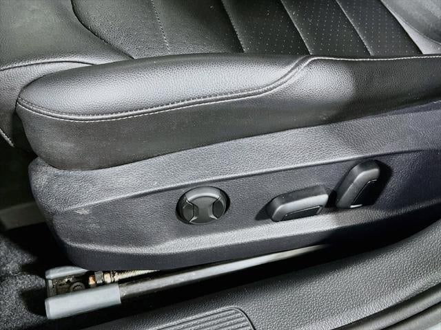 2017 Volkswagen Golf TSI SEL 4-Door