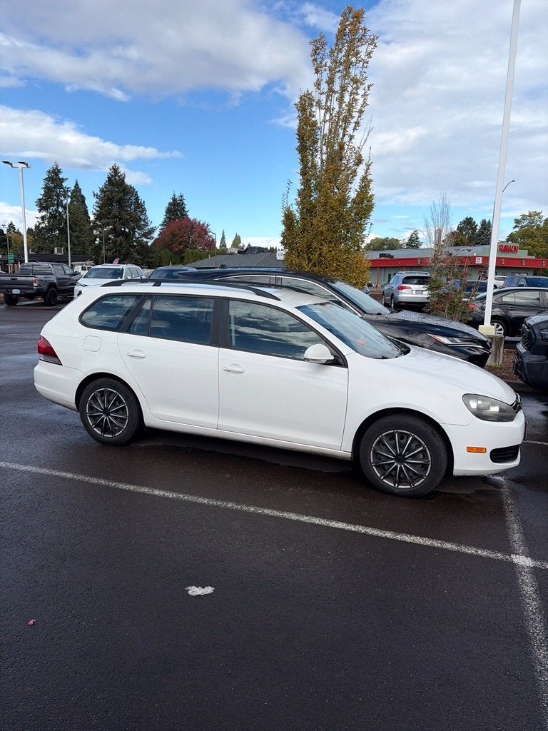 2013 Volkswagen Jetta SportWagen 2.5L SE