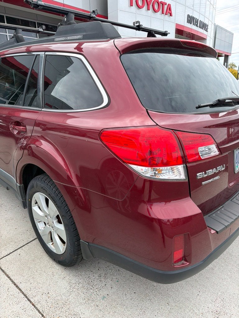 2011 Subaru Outback 2.5i Premium