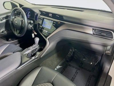 2019 Toyota Camry SE