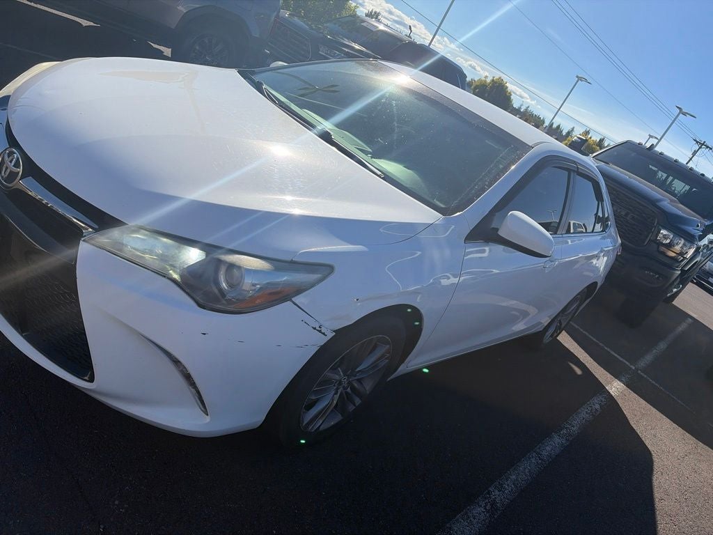 2017 Toyota Camry SE