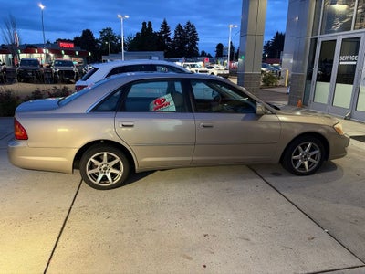 2000 Toyota Avalon XL