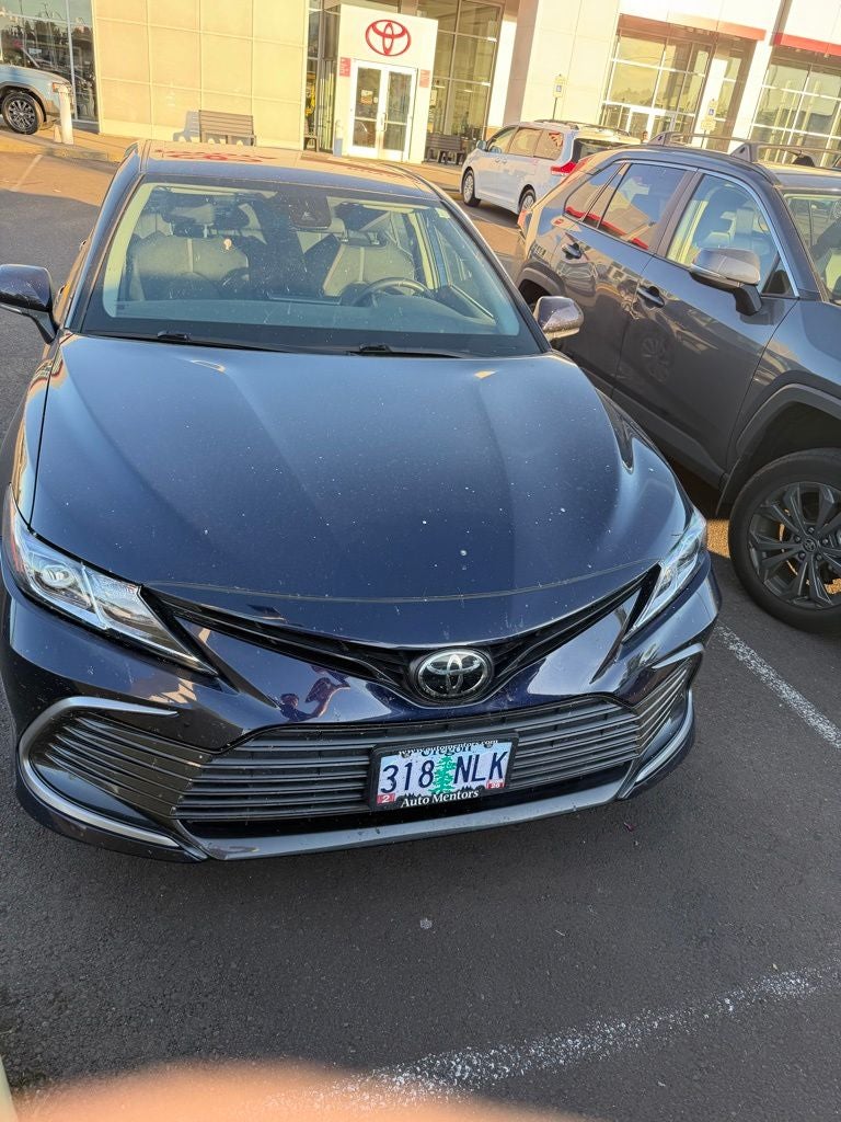 2022 Toyota Camry LE