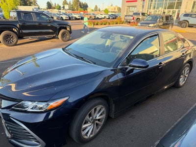 2022 Toyota Camry LE