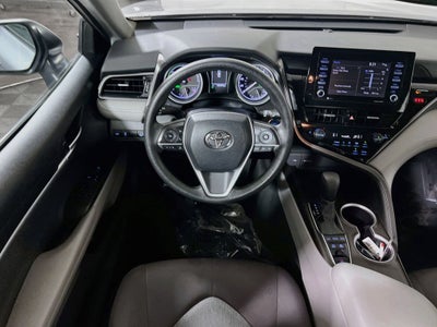 2022 Toyota Camry Hybrid LE