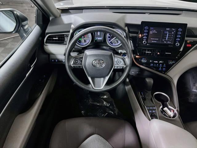 2022 Toyota Camry Hybrid LE