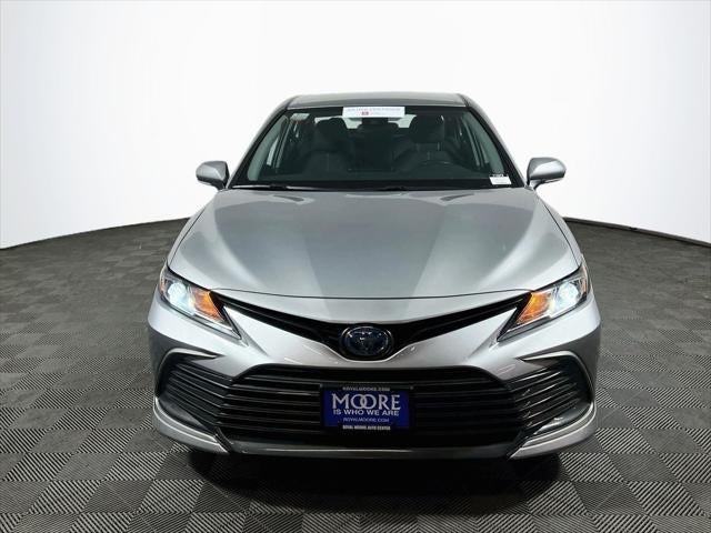 2022 Toyota Camry Hybrid LE