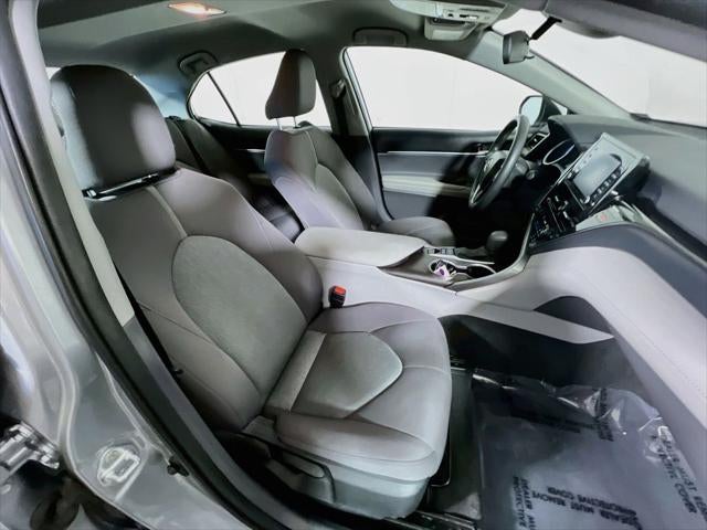2022 Toyota Camry Hybrid LE