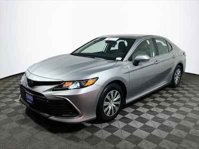 2022 Toyota Camry Hybrid LE