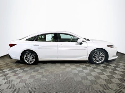 2020 Toyota Avalon Hybrid Limited