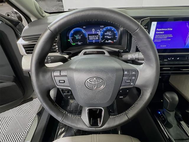 2025 Toyota Camry XLE