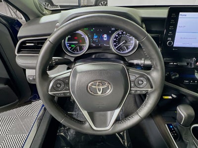 2023 Toyota Camry Hybrid XLE